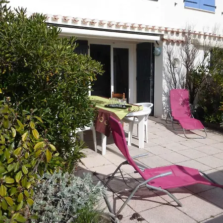 Maison En 3 Pieces Avec Acces Plage, 6 Couchages A - Fr-1-224-803 Holiday home Saint-Gilles-Croix-de-Vie
